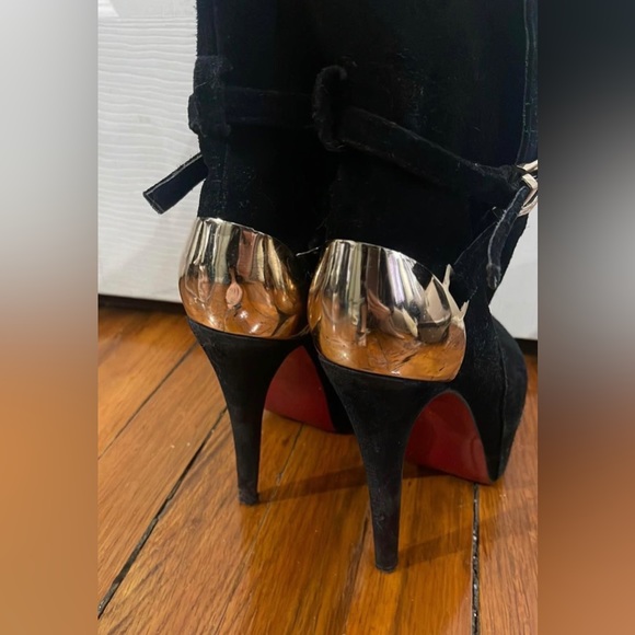 SEND OFFER Christian Louboutin Black Suede Equestrian Boot with Gold Size 6 - Picture 2 of 7